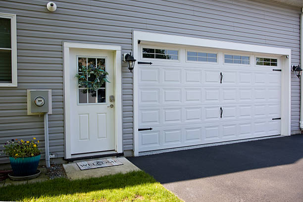 24/7 Emergency Garage Door Panel Replacement experts in Marlene Village, OR